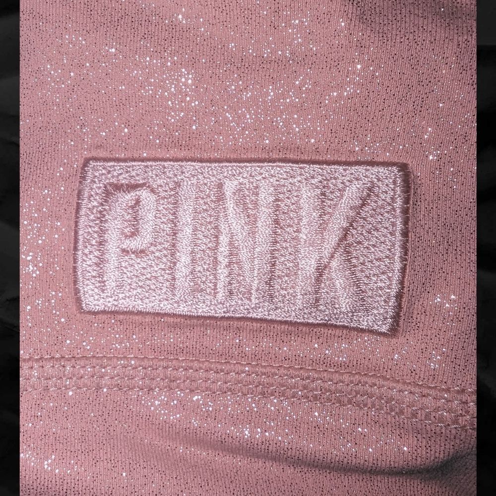 Victoria's Secret Pink Ultimate Foil Slash Leggings - NWOT - Picture 4 of 7